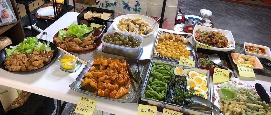 外国人も一緒に、持ち寄りパーティ